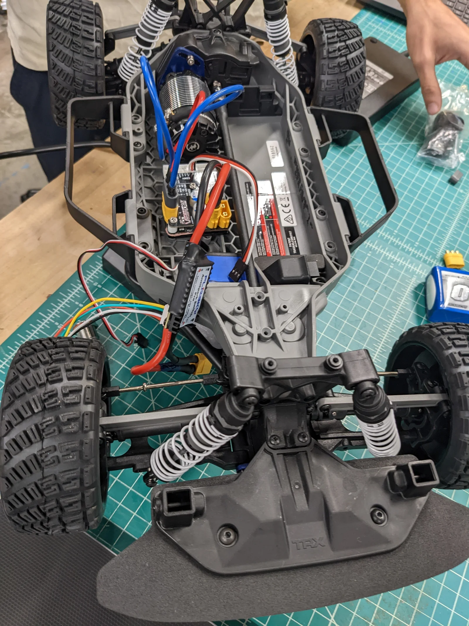Open RC car chassis with the electronics used in Joey’s autonomous car project